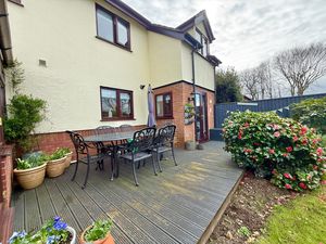 Photo 10- click for photo gallery